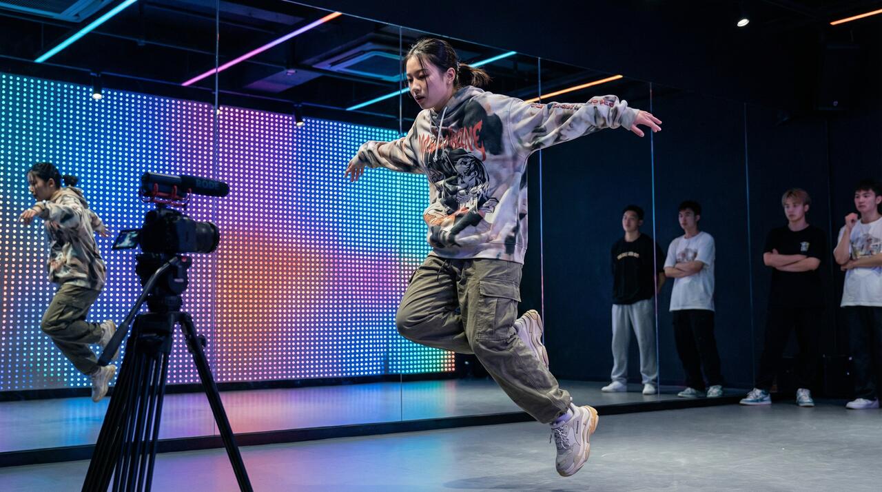 草莓视频舞蹈视频